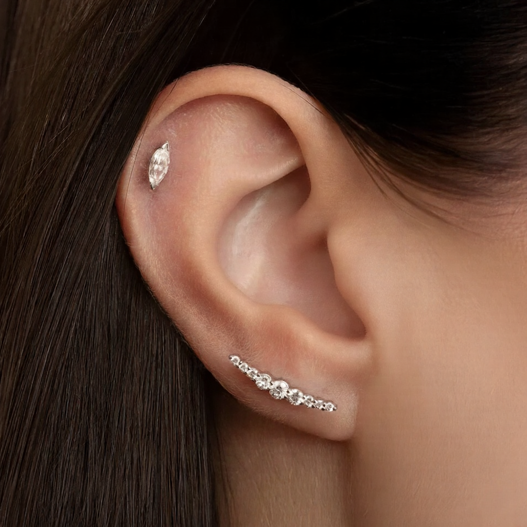 NUT Marquise — 18k Gold Marquise-Cut Diamond Ear Piercing